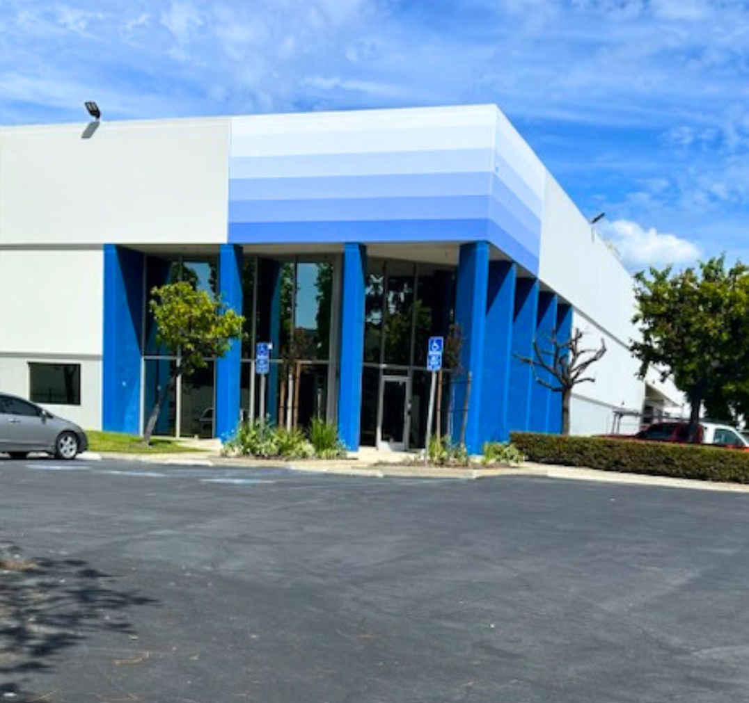 QuickBox LA Carson Exterior